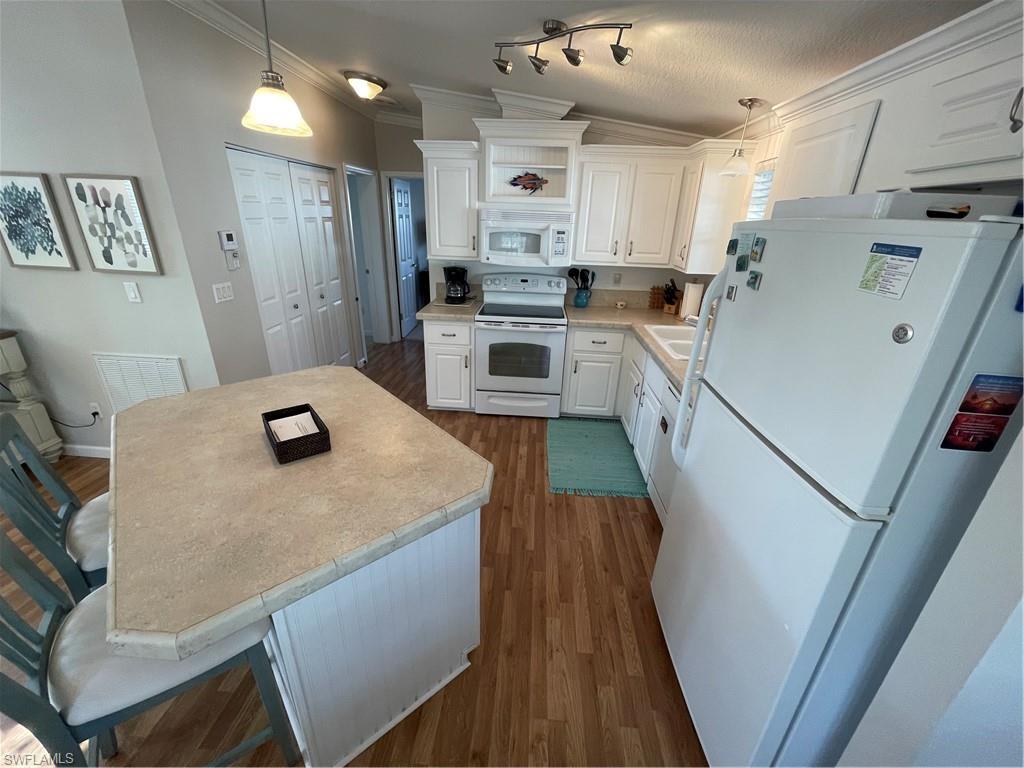 CYPRESS WOODS RV RESORT - Residential