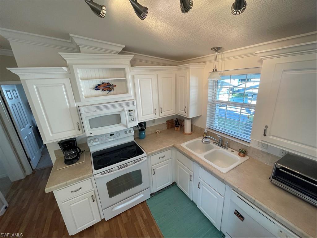 CYPRESS WOODS RV RESORT - Residential