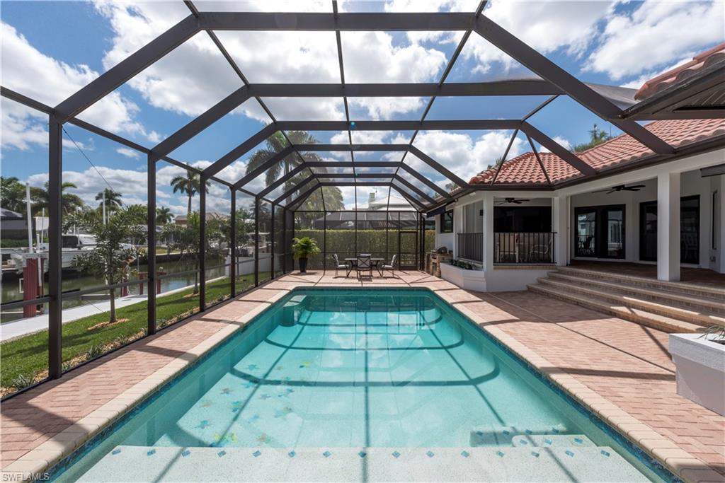 ROYAL HARBOR - Residential