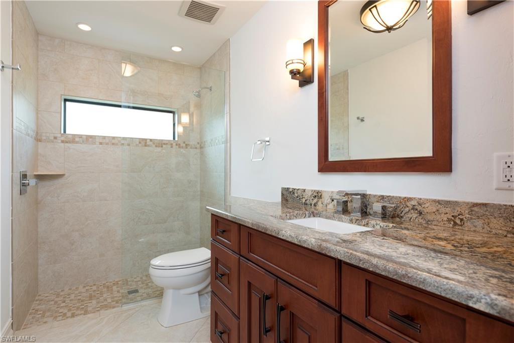 ROYAL HARBOR - Residential