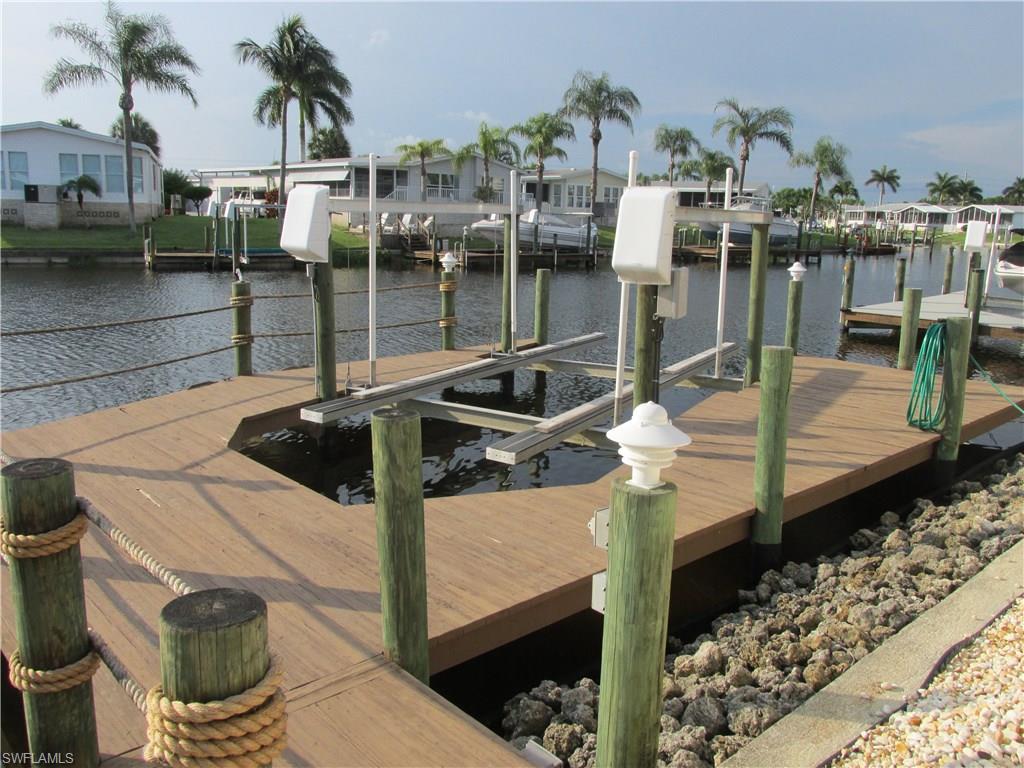 BAYSIDE ESTATES - Residential