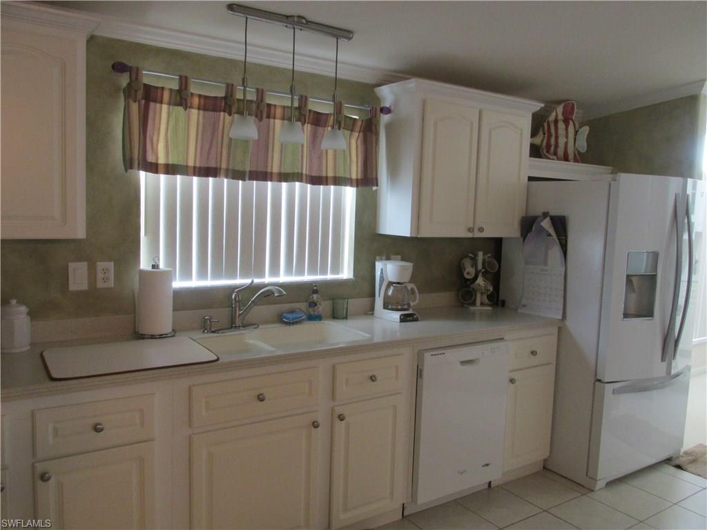 BAYSIDE ESTATES - Residential