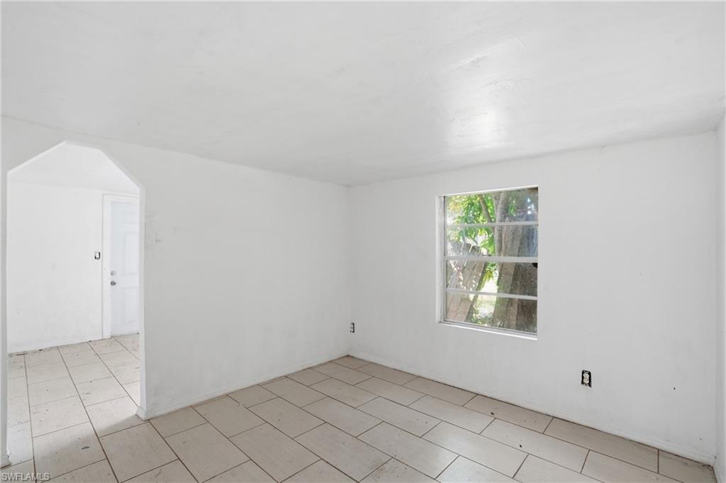 NORTH FORT MYERS - Residential