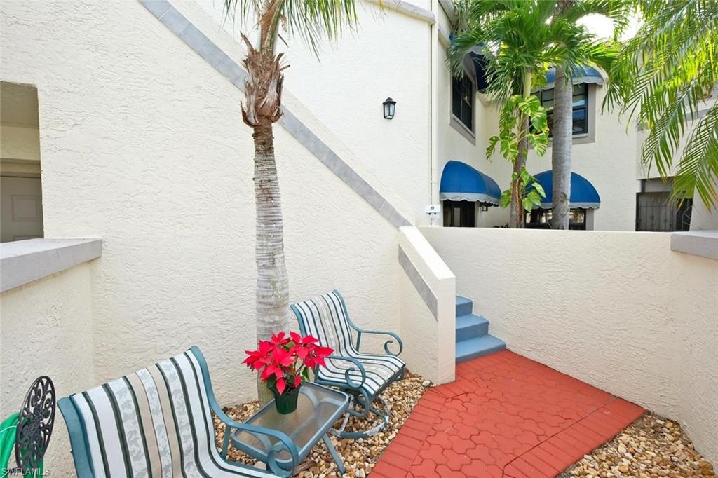 ISLES OF CALOOSA YACHT + RACQUET CLUB - Residential