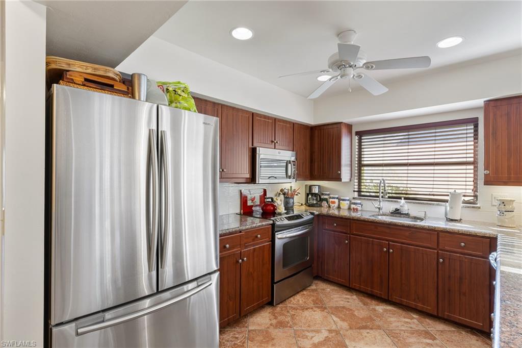 NAPLES PARK - Residential