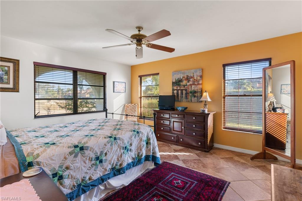 NAPLES PARK - Residential