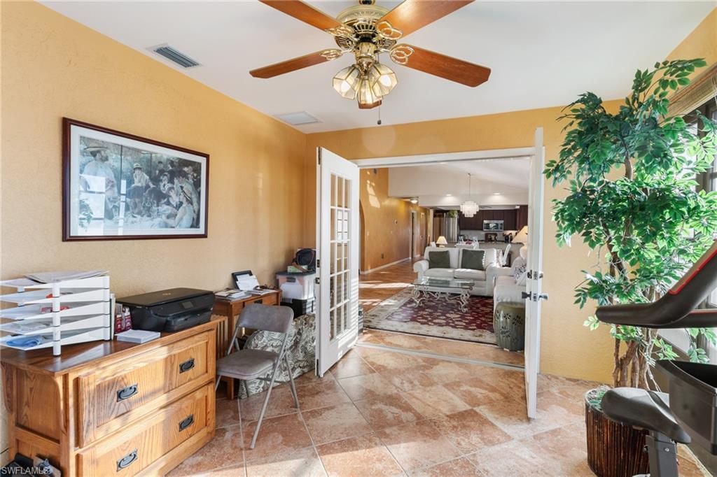 NAPLES PARK - Residential