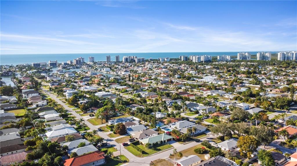 NAPLES PARK - Residential