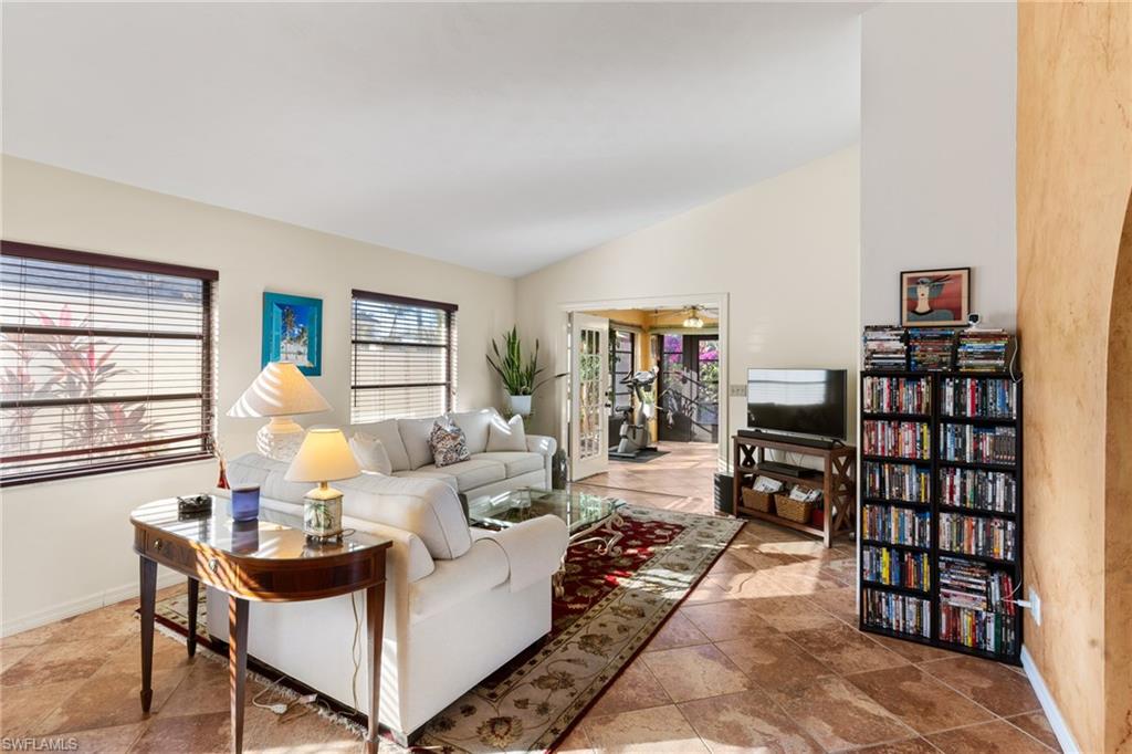 NAPLES PARK - Residential