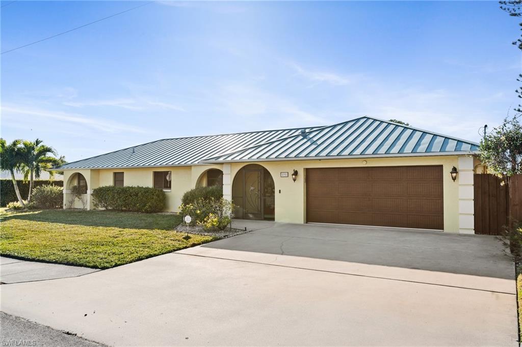 NAPLES PARK - Residential