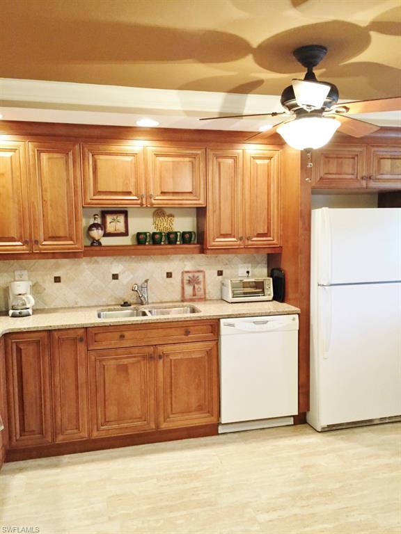 TOWN AND RIVER - Residential