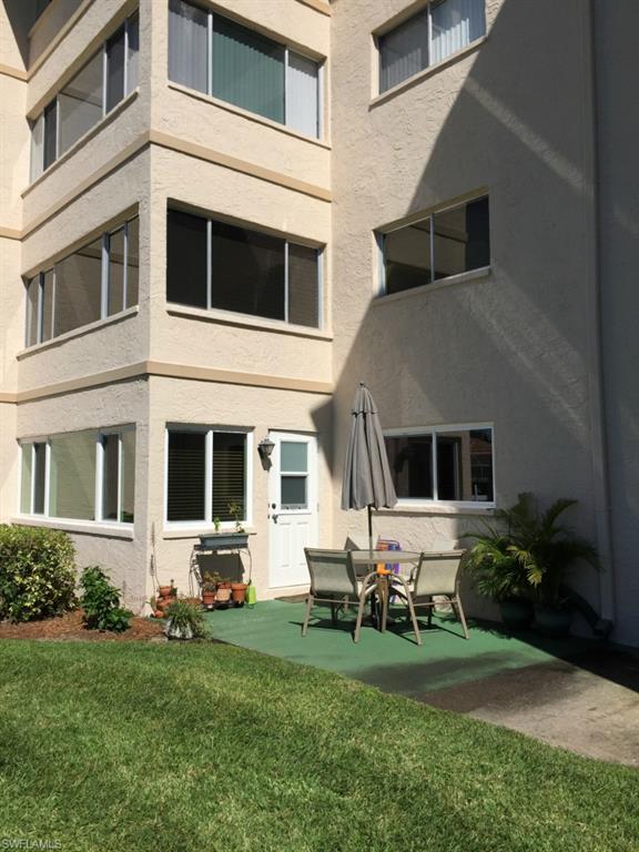 TOWN AND RIVER - Residential