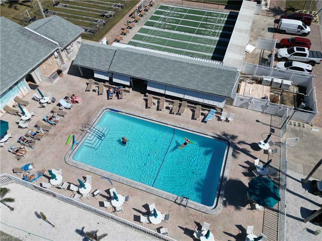 BAYSIDE ESTATES - Land