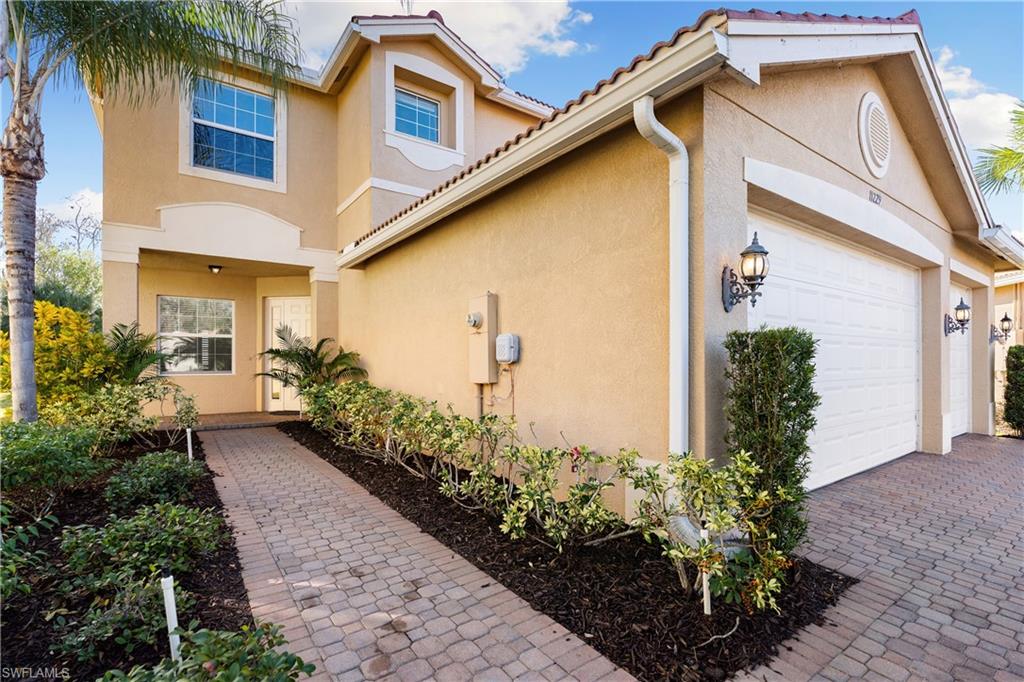 BOTANICA LAKES - Residential