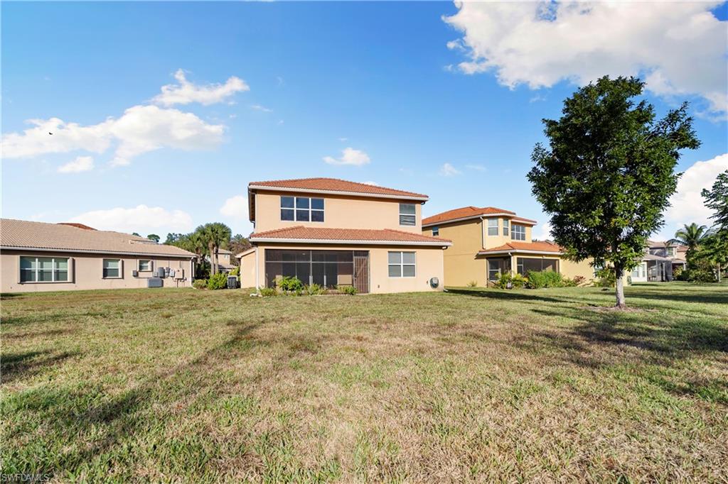 BOTANICA LAKES - Residential