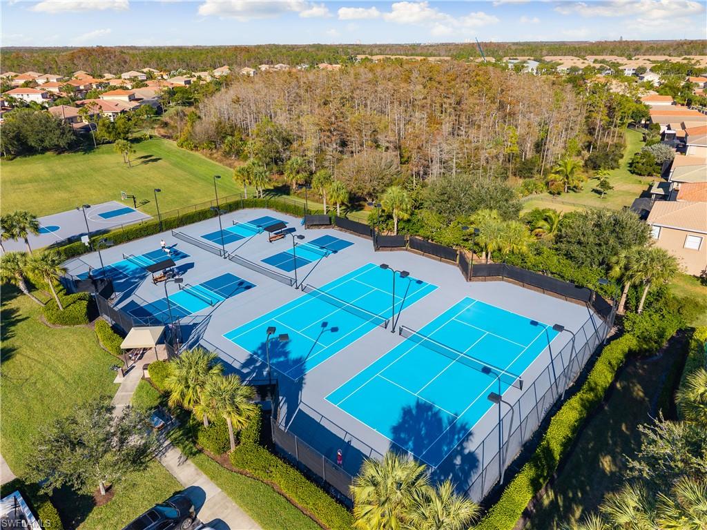 BOTANICA LAKES - Residential