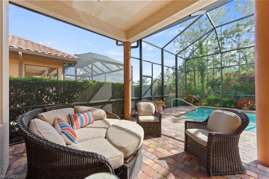 LAKOYA - Residential