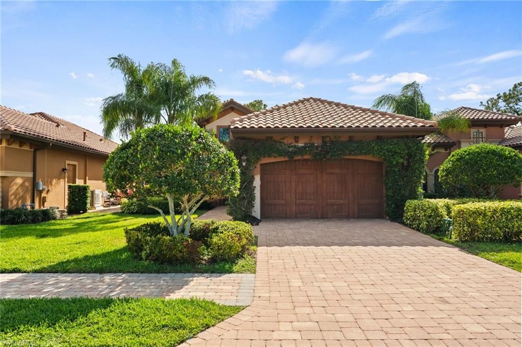 Photo of 6223 BRUNELLO LN, NAPLES, FL 34113 (MLS # 226013063)
