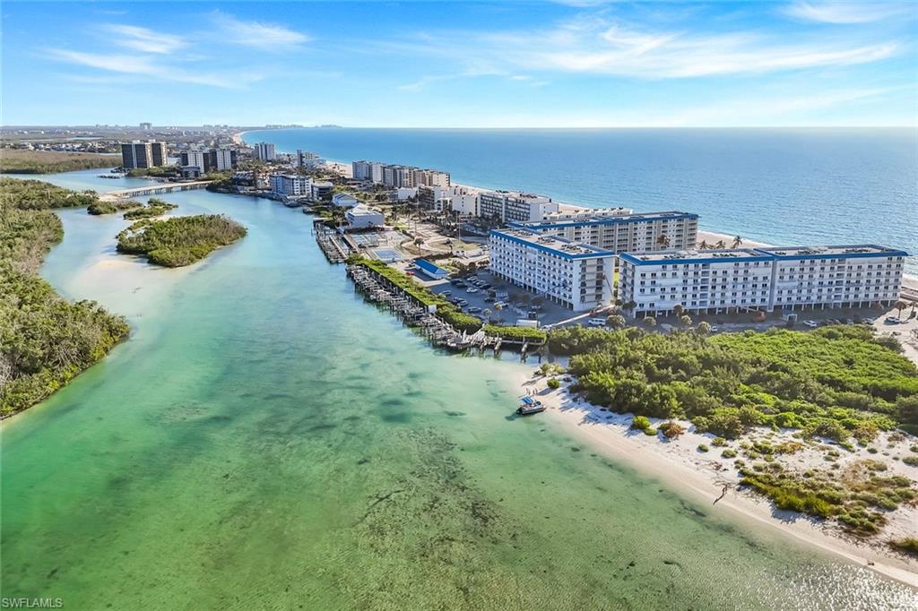 DOLPHIN WAY - Residential