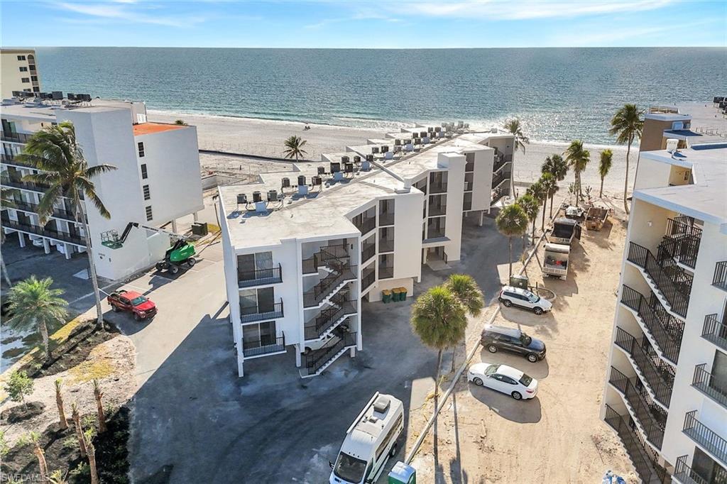 DOLPHIN WAY - Residential