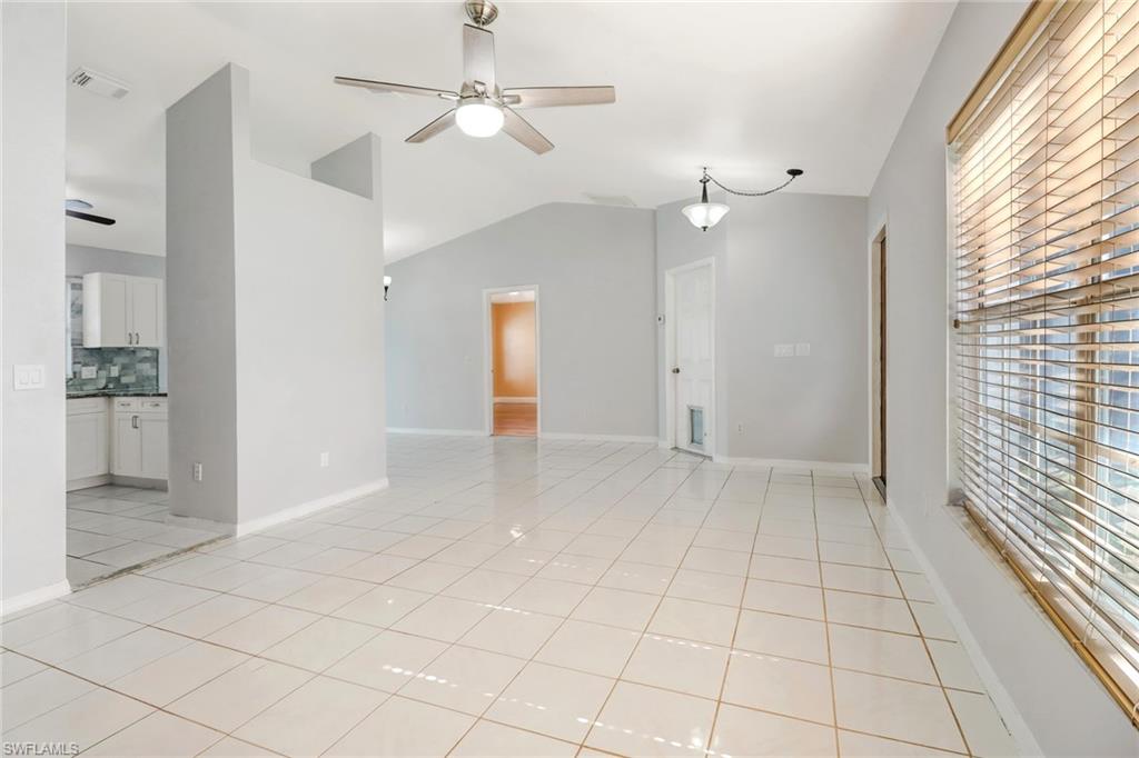 SAN CARLOS PARK - Residential