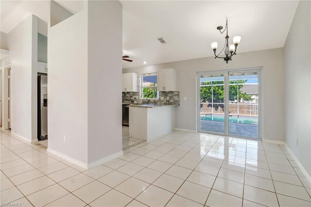 SAN CARLOS PARK - Residential