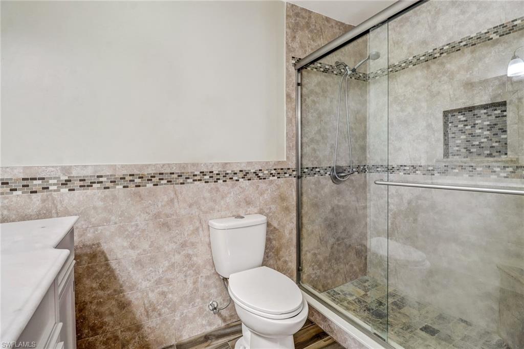 SAN CARLOS PARK - Residential