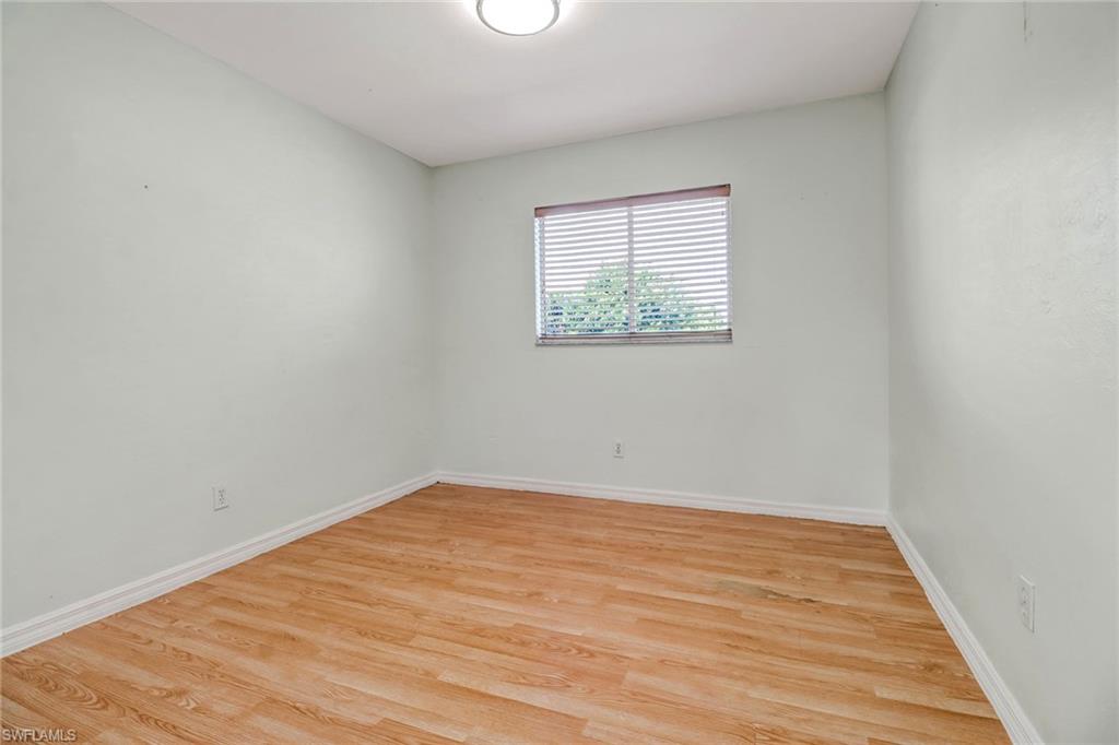 SAN CARLOS PARK - Residential