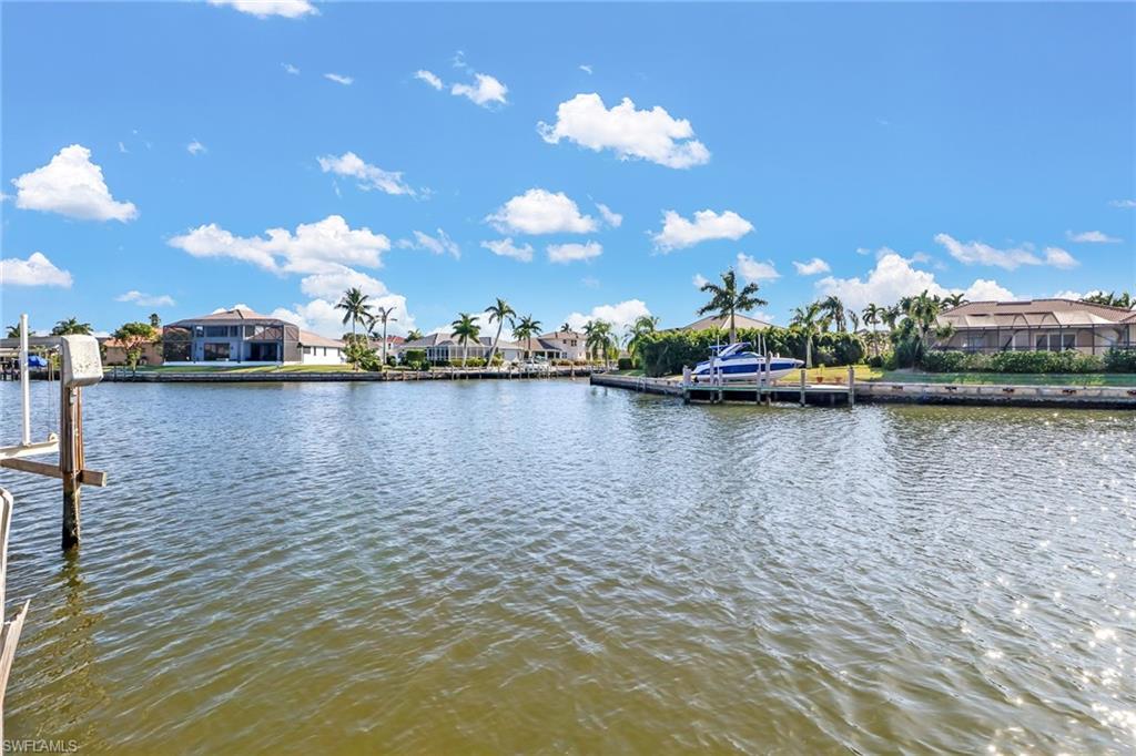 MARCO BEACH - Residential