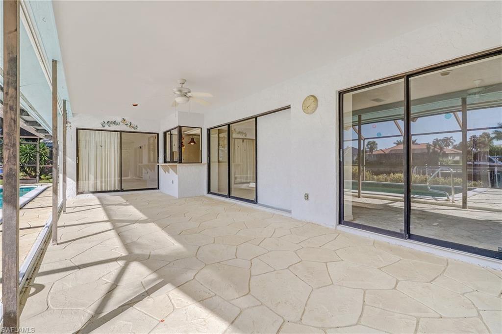 MARCO BEACH - Residential