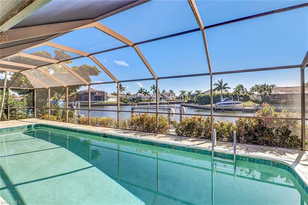 MARCO BEACH - Residential