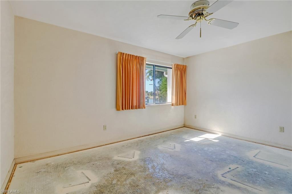 MARCO BEACH - Residential