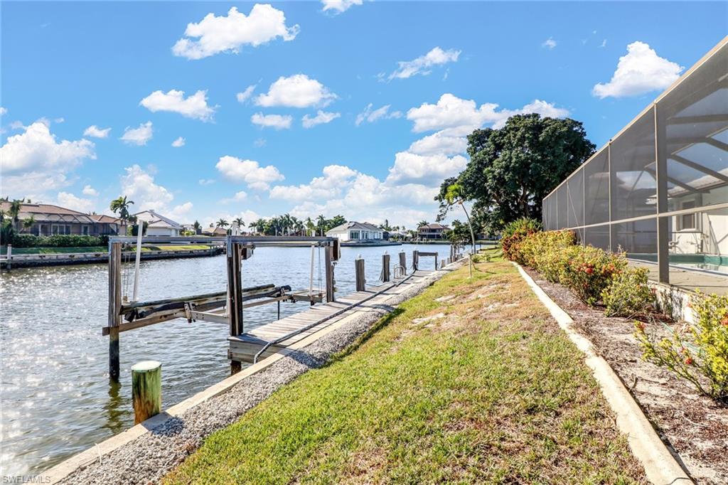 MARCO BEACH - Residential