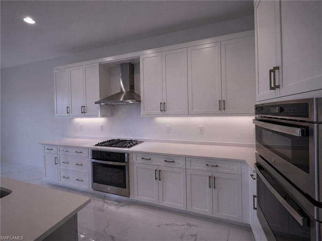 RIVERCREEK IN ESTERO - Residential