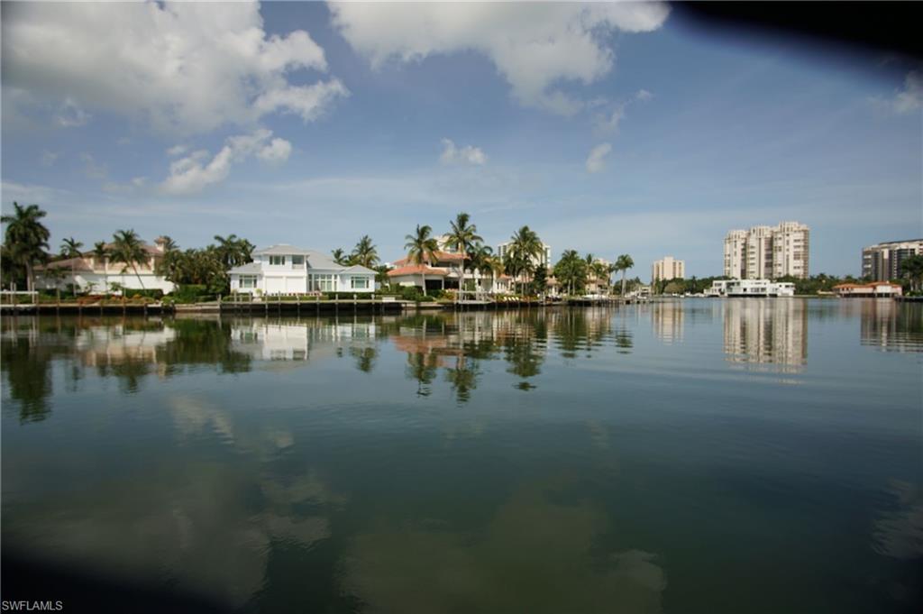 PARK SHORE - Residential