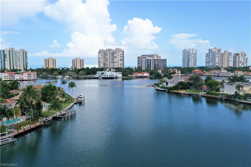 PARK SHORE - Residential