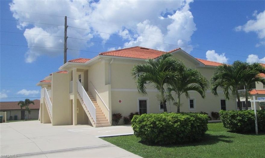 First floor, end unit condo in a wonderful neighborhood. Newer building  with a  screened lanai that looks out over the courtyard pool. The living area features tile flooring, and there is carpeting in the bedrooms. There is an inside laundry room and a screened entry. The building is well cared for,  has a attractive exterior and a tile roof. 
 This can be your place to call home. Perfect for winter residents and full time owners as well. Call today before it is gone!