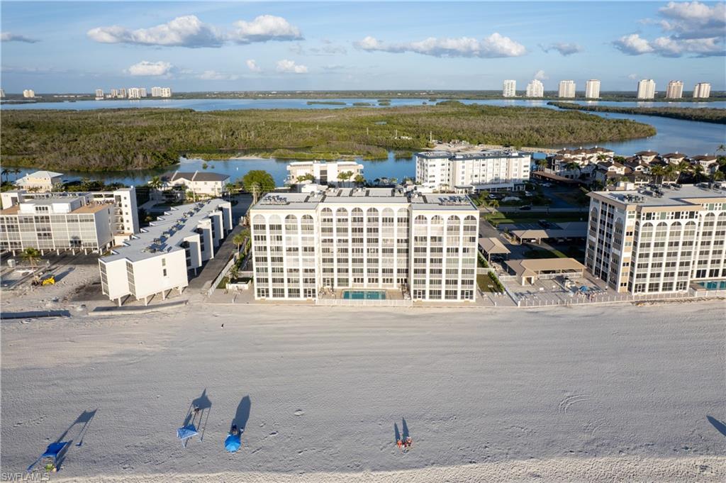 CASA BONITA II - Residential