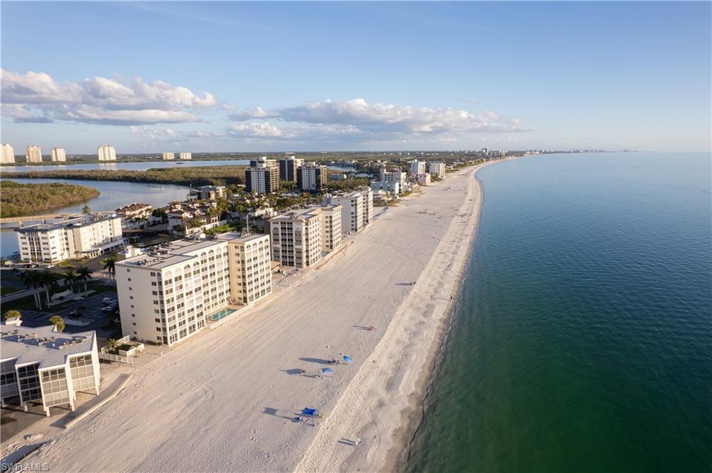 CASA BONITA II - Residential