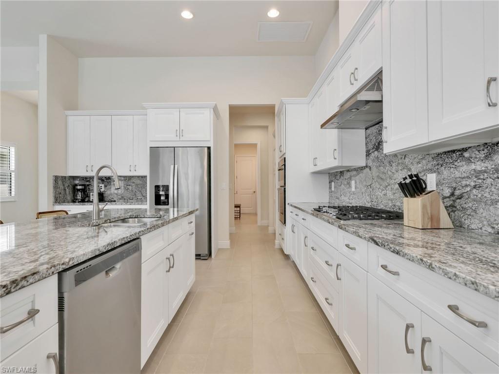 AZURE AT HACIENDA LAKES - Residential