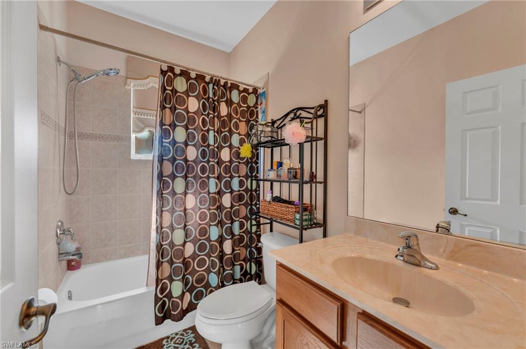 VALENCIA COUNTRY CLUB - Residential