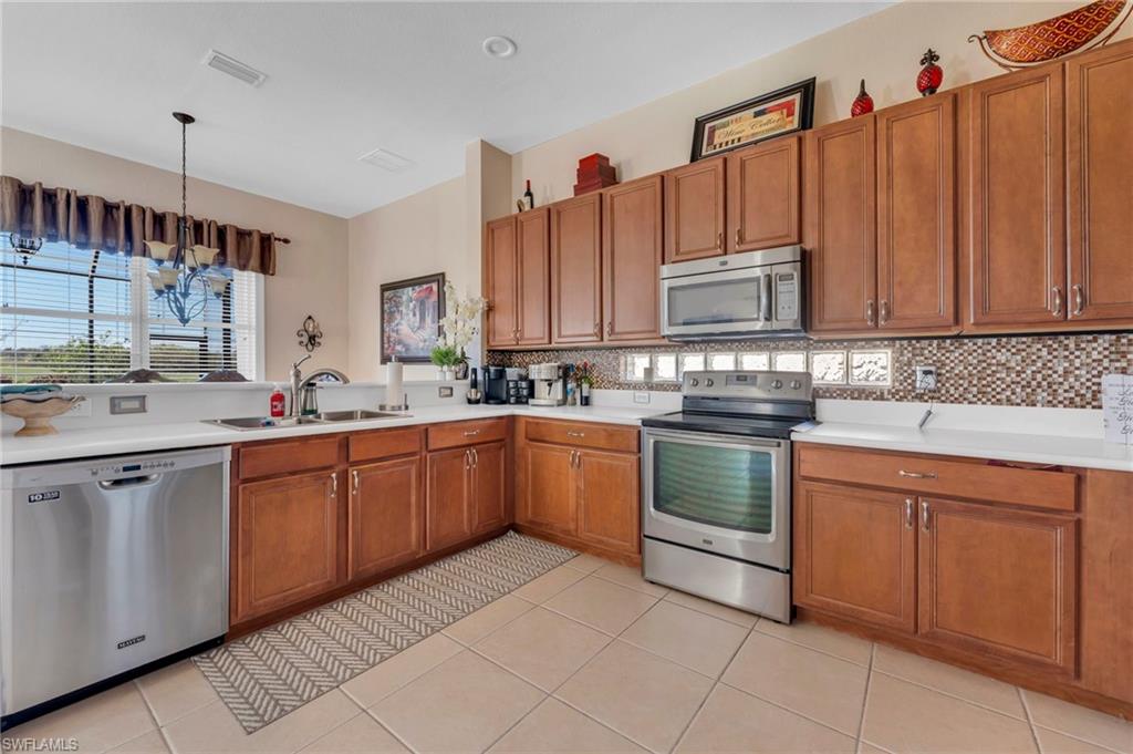 VALENCIA COUNTRY CLUB - Residential