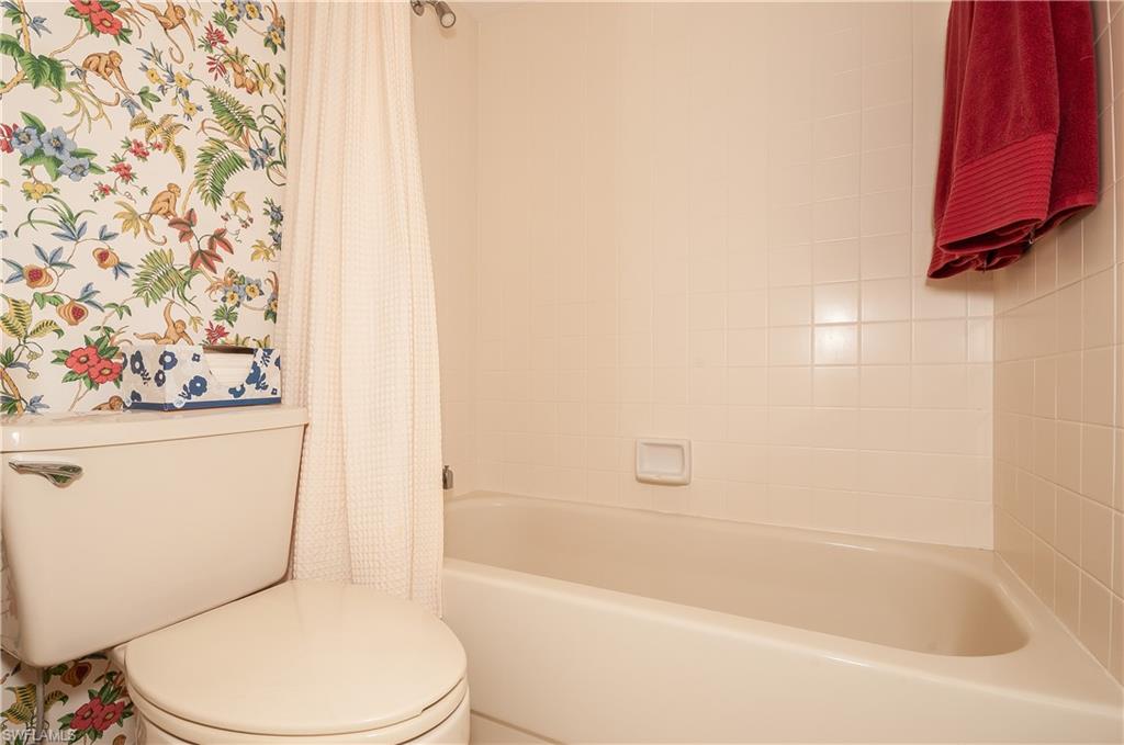 WEDGEWOOD SHERBURNE - Residential