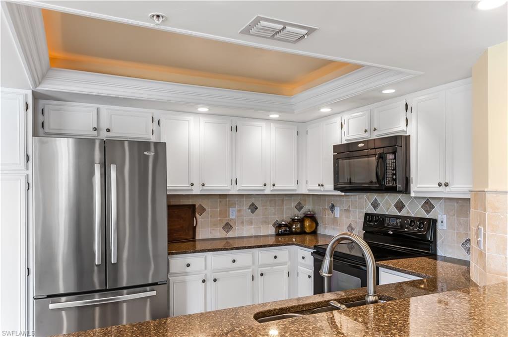 WEDGEWOOD SHERBURNE - Residential