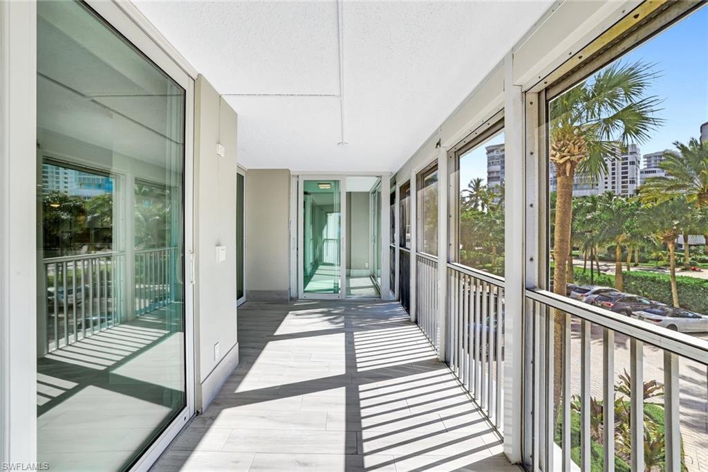 MONACO BEACH CLUB - Residential