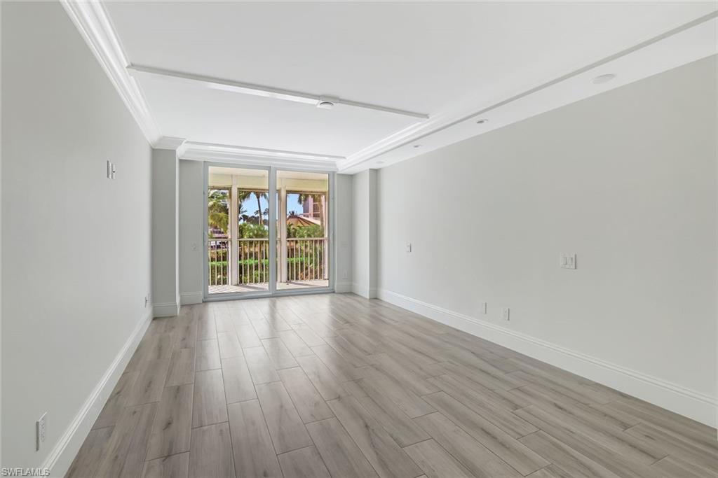 MONACO BEACH CLUB - Residential