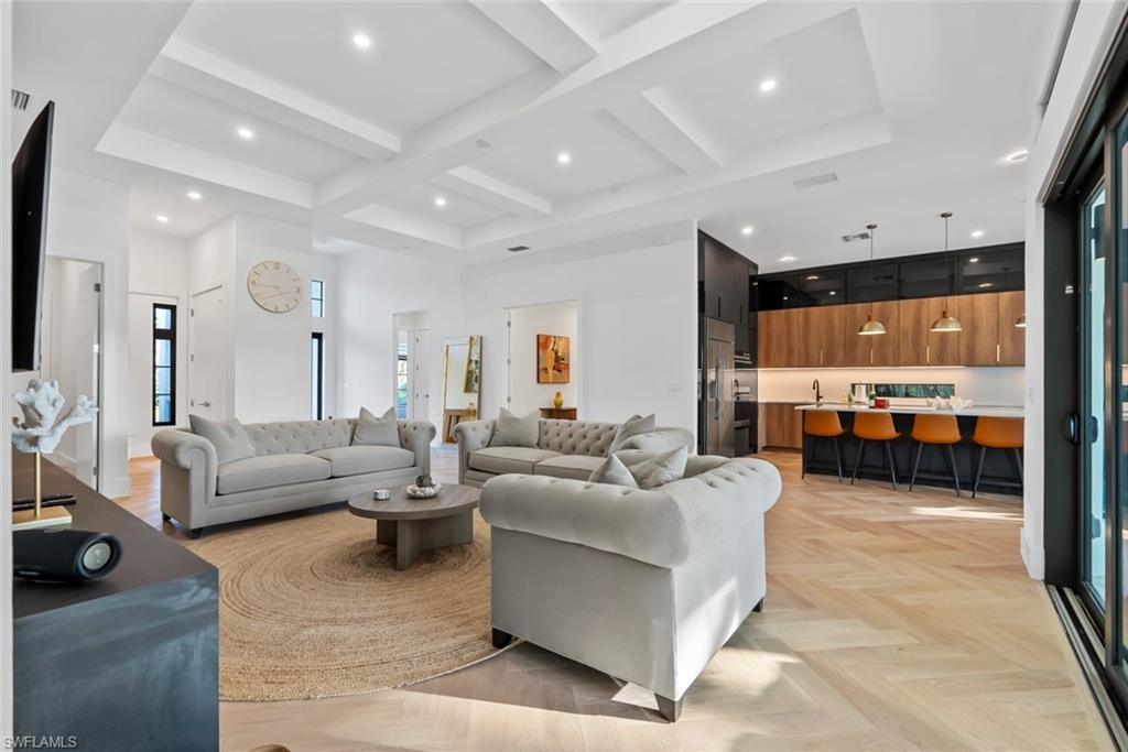 HEITMANS - Residential Lease