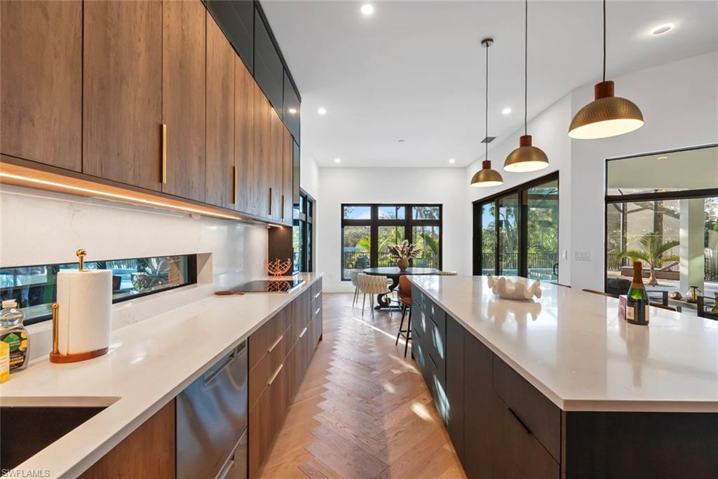 HEITMANS - Residential Lease