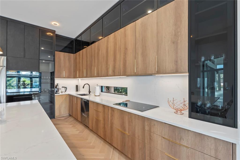 HEITMANS - Residential Lease