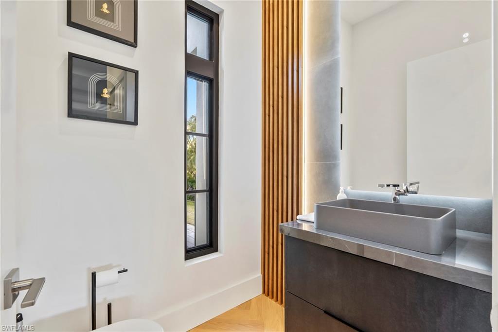 HEITMANS - Residential Lease